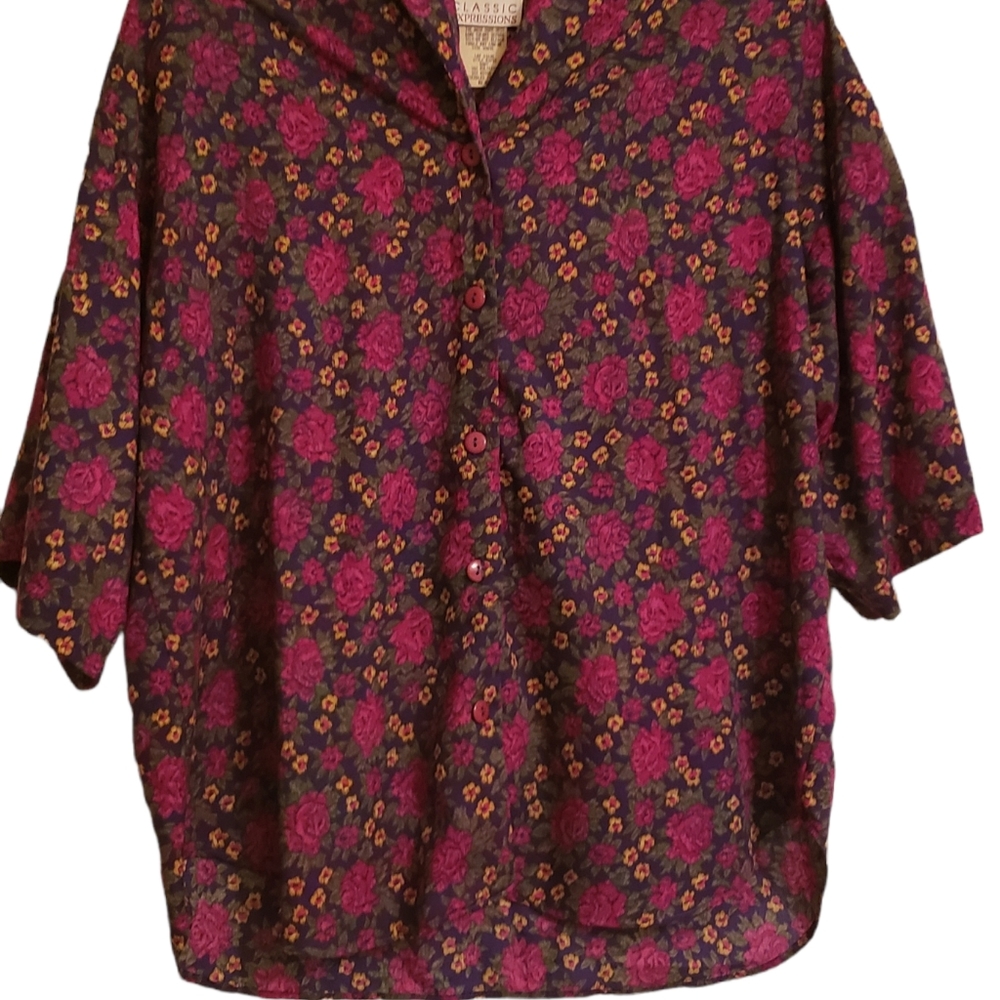 Classic Expressions Womens Top